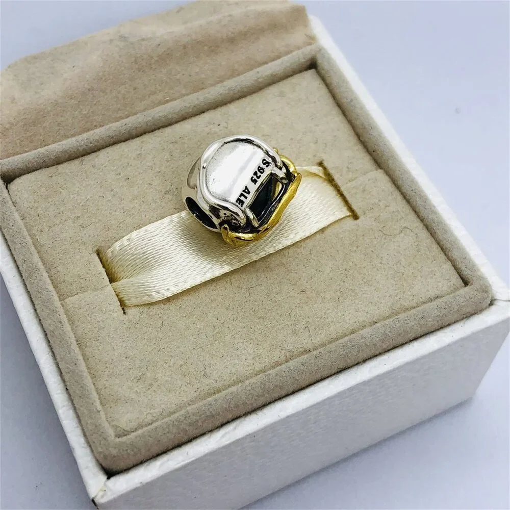 ✨✨Pandora San Francisco 49'rs Football Helmet Charm - Picture 2 of 5